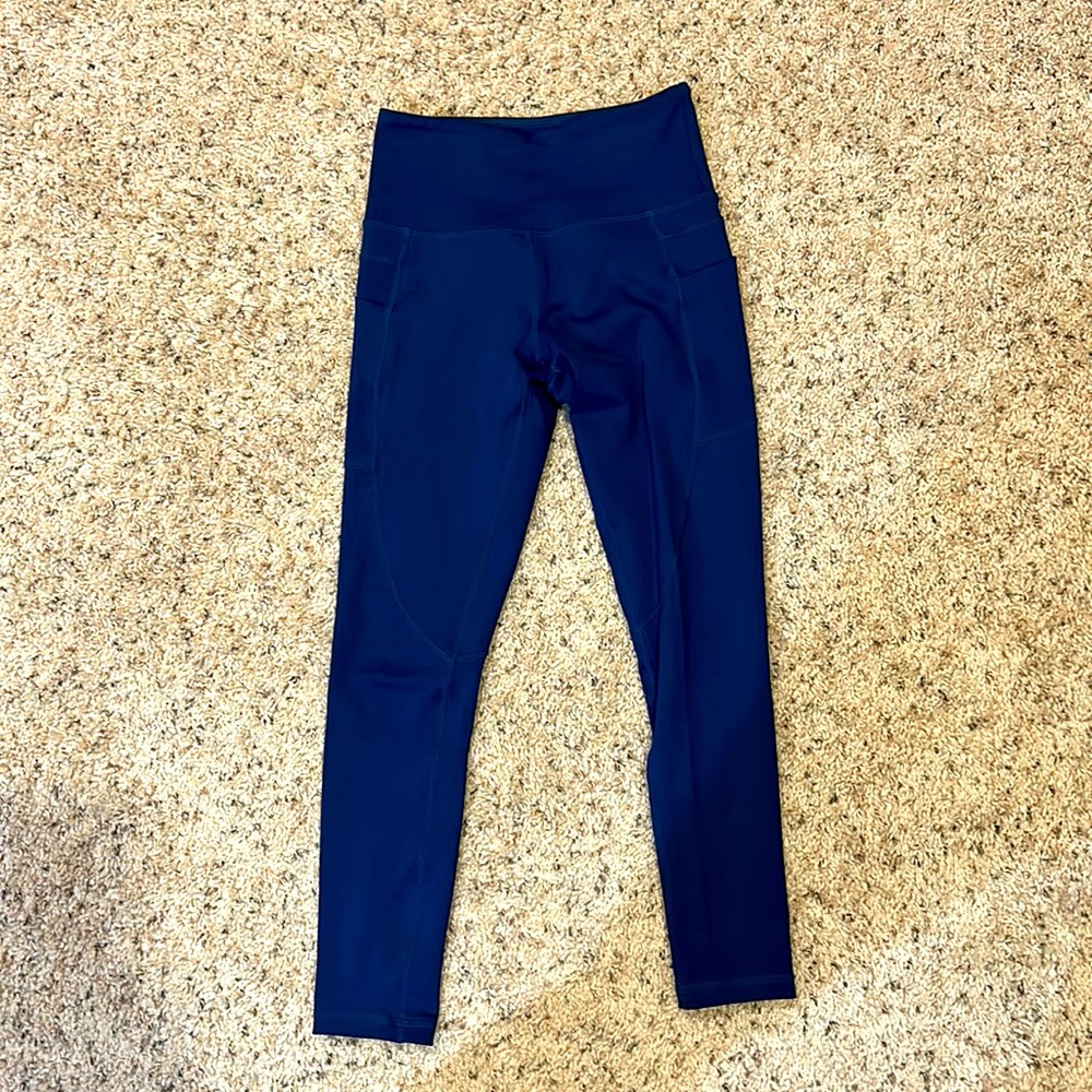 Zyia Light and Tight Navy Leggings a size XXS